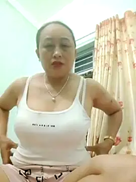 Jolie sexy online show from 20, 4, 2026