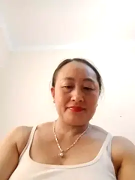 Jolie sexy online show from 4, 4, 2026