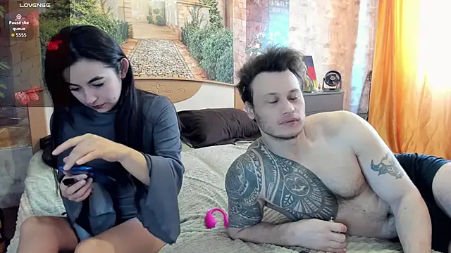  littleangie  online show from 16, 4, 2026