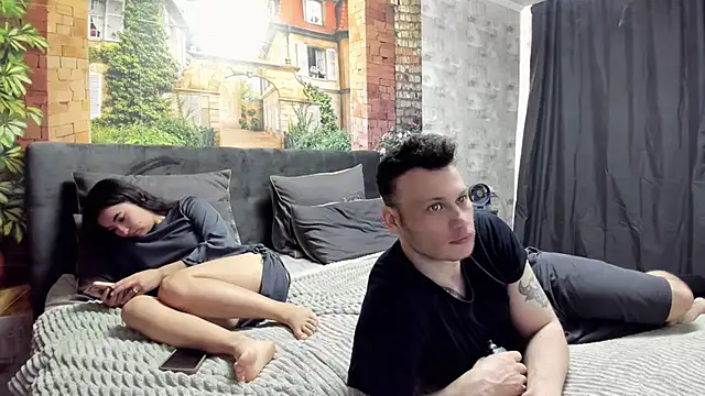  littleangie  online show from 25, 5, 2026