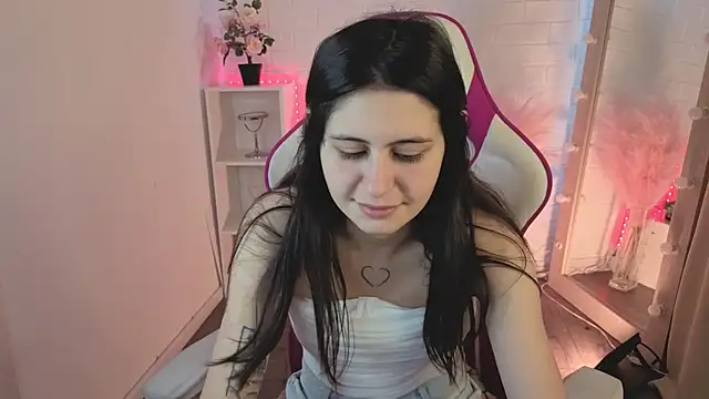 Maeren online show from 12, 2, 2026