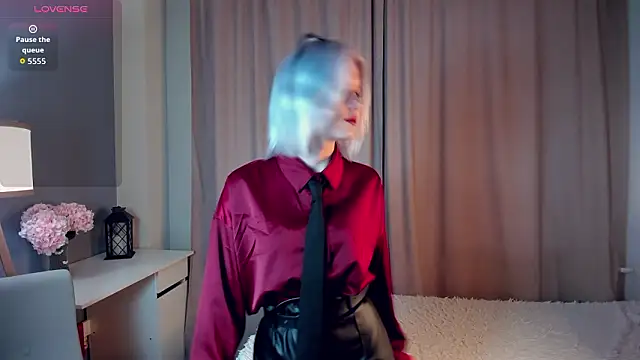 GoldenLenarz online show from 13, 3, 2026