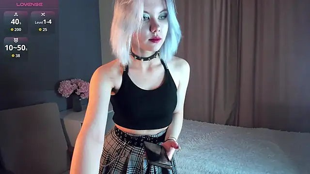 GoldenLenarz online show from 30, 3, 2026