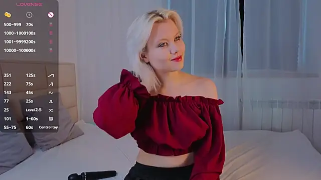 Snapshot of GoldenLenarz chatting on 20, 7, 2026 GoldenLenarz online show from 20, 7, 2026