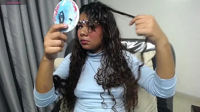 yaazhinii online show from 19, 3, 2026