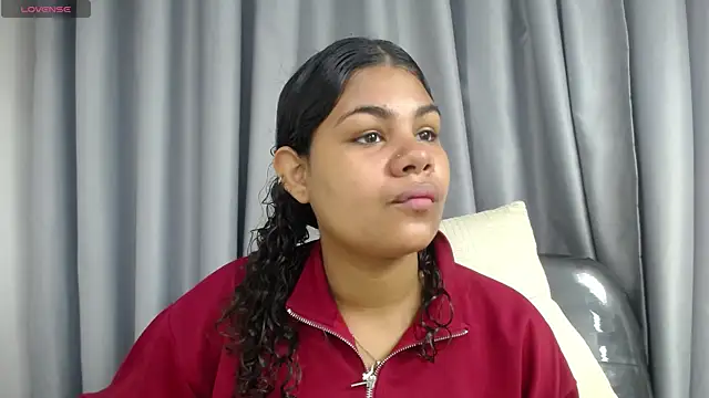 Snapshot of yaazhinii chatting on 10, 6, 2026 yaazhinii online show from 10, 6, 2026
