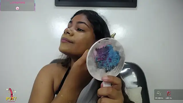 Snapshot of yaazhinii chatting on 13, 5, 2026 yaazhinii online show from 13, 5, 2026