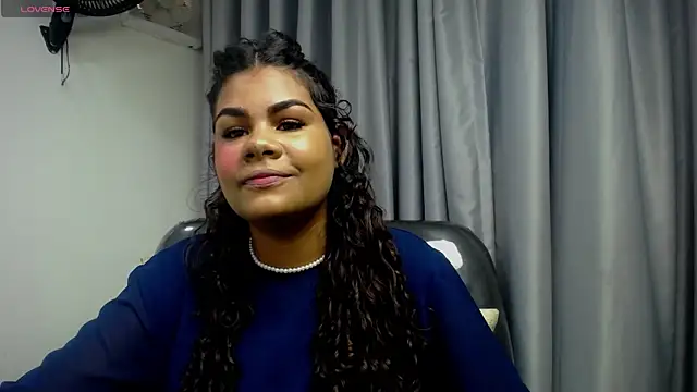 yaazhinii online show from 20, 4, 2026