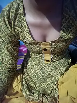 Sexy-Raziya69 online show from 16, 2, 2026