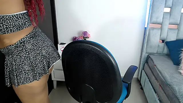 Aantoniaa brown27 online show from 6, 3, 2026