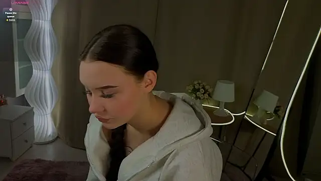 RoxannRunk online show from 4, 3, 2026