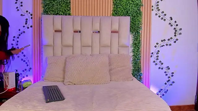 Emma Nmm online show from 23, 2, 2026