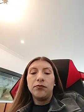 EloiseClairmont online show from 12, 2, 2026