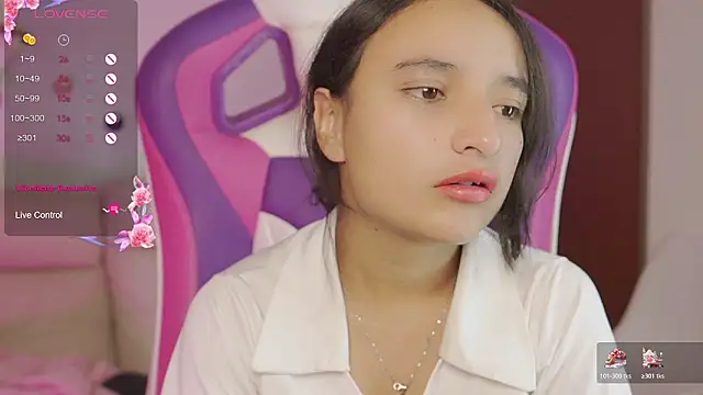  emily jonexs online show from 15, 2, 2026