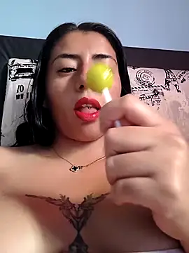 ashleymonroe4 online show from 21, 4, 2026