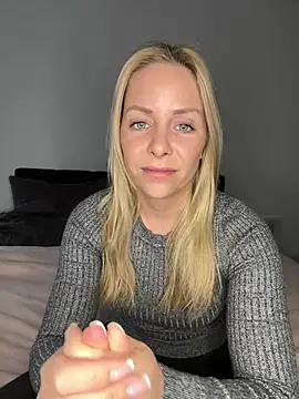 emily-becker22 online show from 7, 4, 2026