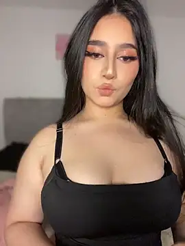 Snapshot of Sofiia_Vegaa chatting on 28, 4, 2026 Sofiia Vegaa online show from 28, 4, 2026