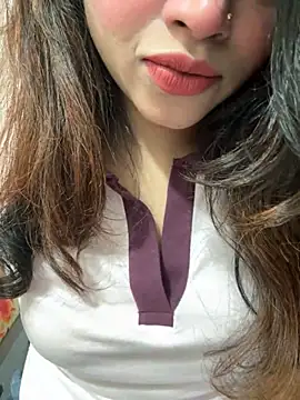 riya sharma11 online show from 19, 4, 2026