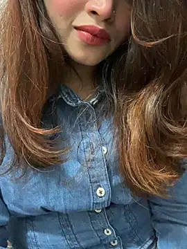 riya sharma11 online show from 11, 4, 2026