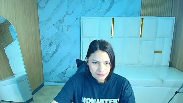 rox luxury tf online show from 20, 4, 2026