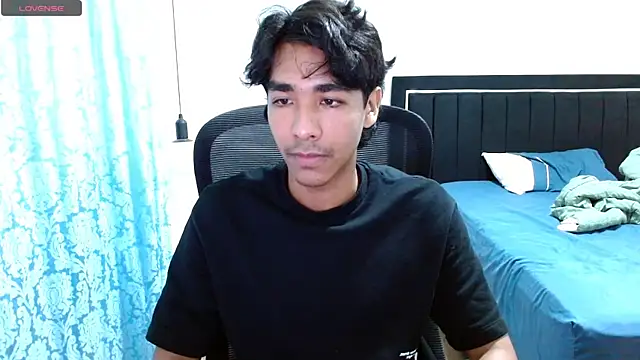 Pedestal diamant online show from 29, 3, 2026