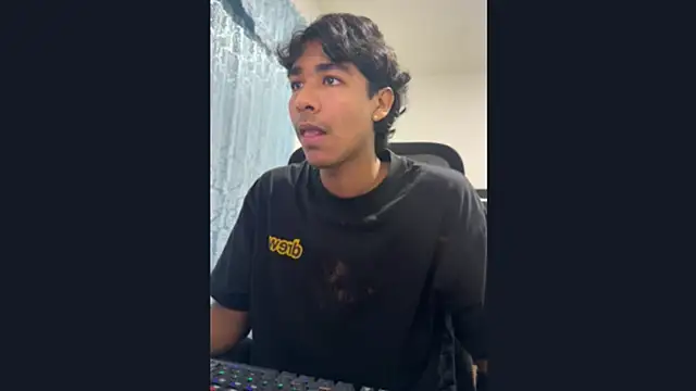 Pedestal diamant online show from 11, 2, 2026