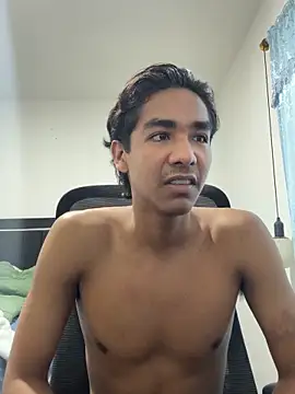 Pedestal diamant online show from 24, 2, 2026