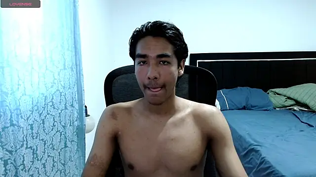 Pedestal diamant online show from 20, 4, 2026