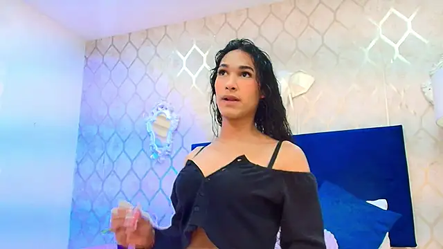 Chloee  Adams online show from 9, 2, 2026