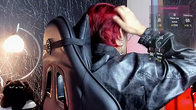 YuuMiko online show from 7, 4, 2026