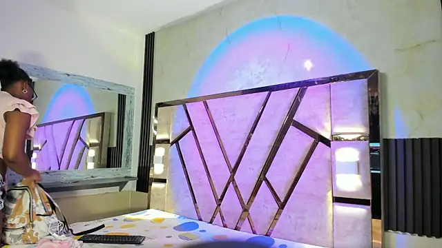 salem rosee online show from 1, 4, 2026