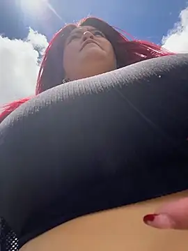 Lia-Moon77 online show from 20, 4, 2026