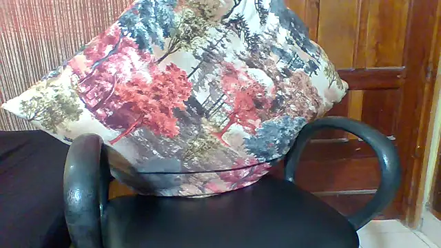 Snapshot of JUICY_T chatting on 16, 5, 2026 JUICY T online show from 16, 5, 2026