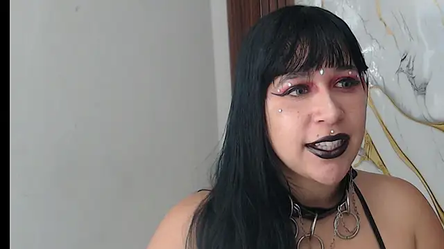Snapshot of valen_ros chatting on 4, 5, 2026 valen ros online show from 4, 5, 2026