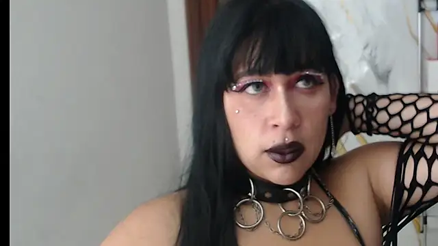 Snapshot of valen_ros chatting on 5, 5, 2026 valen ros online show from 5, 5, 2026