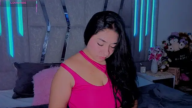 Grecia Valmont online show from 28, 2, 2026