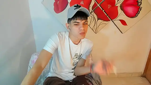 Jesshot bigcock20cm online show from 4, 8, 2026
