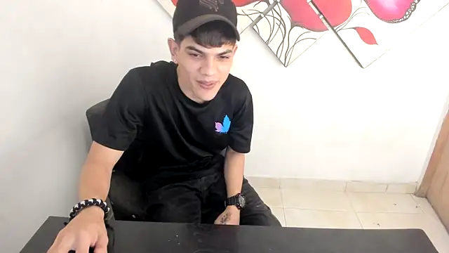 Snapshot of Jesshot_bigcock20cm chatting on 30, 5, 2026 Jesshot bigcock20cm online show from 30, 5, 2026