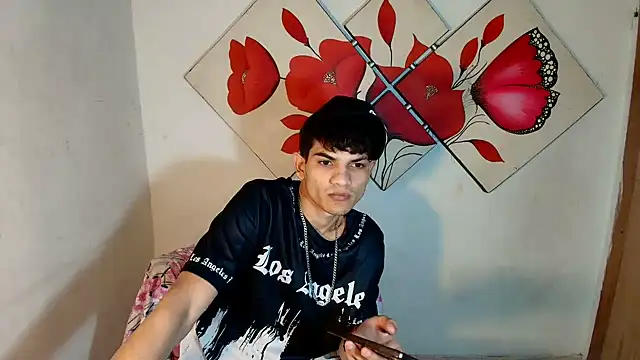 Jesshot bigcock20cm online show from 24, 7, 2026