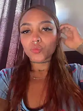 Snapshot of BratzDooll chatting on 23, 6, 2026 BratzDooll online show from 23, 6, 2026