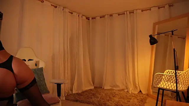 Madisonlara1 online show from 10, 4, 2026