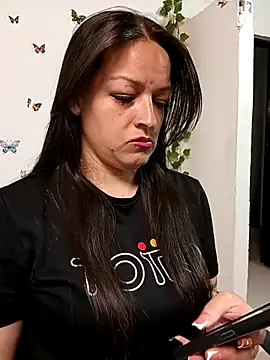 Ivanna Greey1 online show from 3, 3, 2026