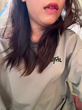 DoliceGirl2k online show from 25, 6, 2026