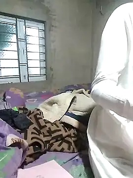 DoliceGirl2k online show from 11, 4, 2026