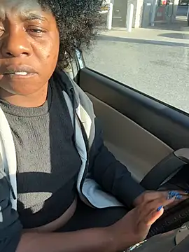 Snapshot of Ebony_Queeen chatting on 17, 6, 2026 Ebony Queeen online show from 17, 6, 2026