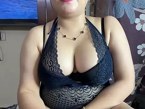 Hersheykaur online show from 31, 5, 2026