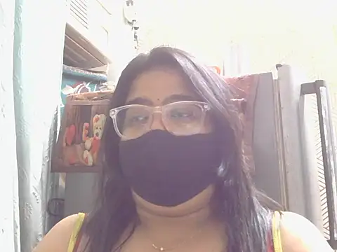 GangbangCouple online show from 15, 4, 2026