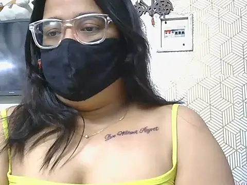 GangbangCouple online show from 22, 4, 2026