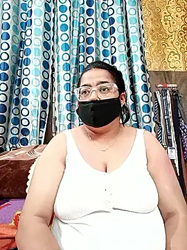 GangbangCouple online show from 5, 3, 2026