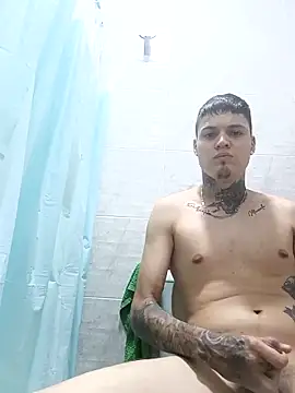 elvaquero06 online show from 15, 4, 2026